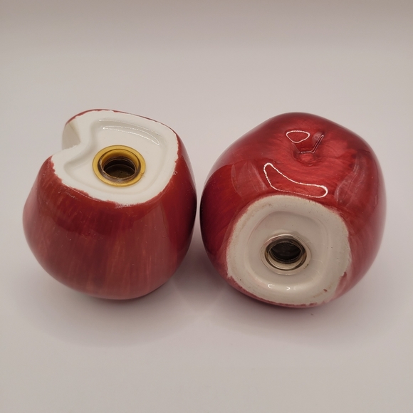 Ceramic Apple Salt and Pepper Shakers - Picture 3 of 4
